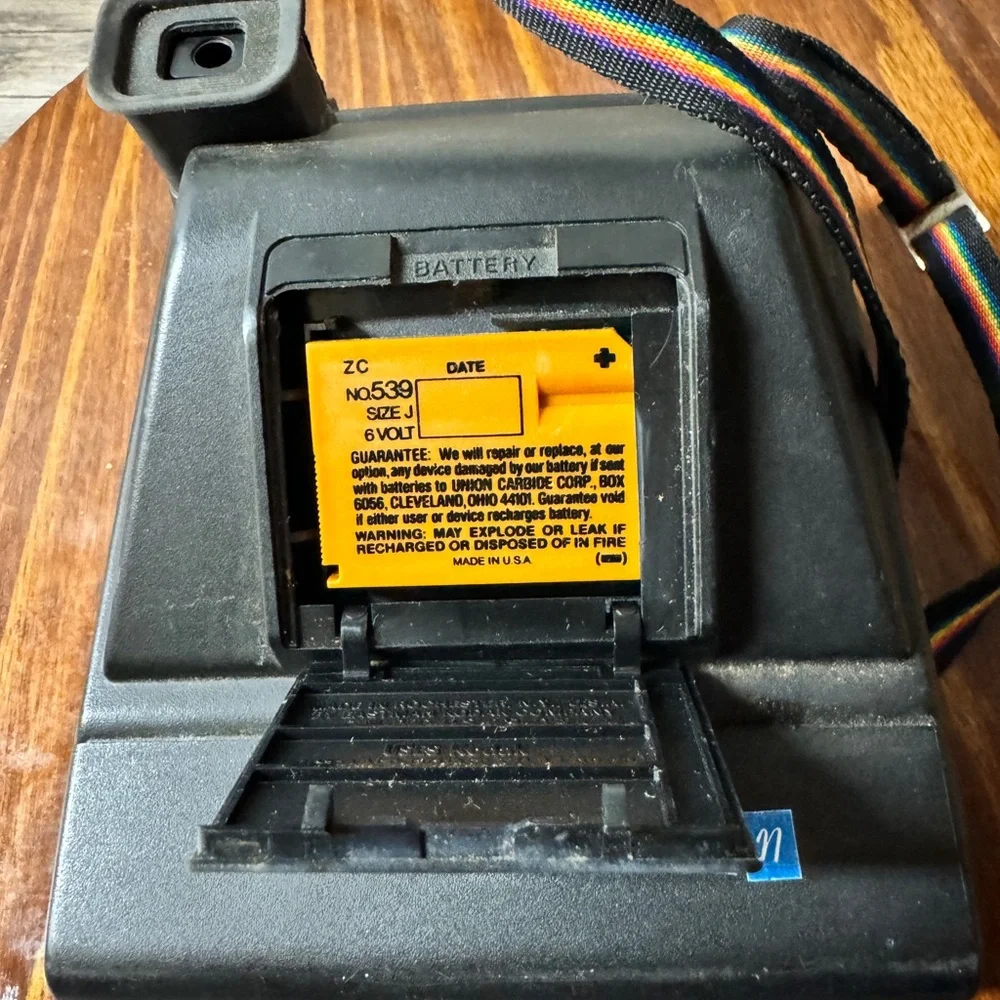 Vintage Kodak Colorburst 50 Instant Film Camera Polaroid Type Black Camera